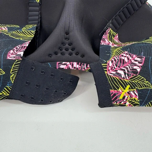 Knix Catalyst High-Impact Sports Bra Rare Print Electric‎ Aloha 7+